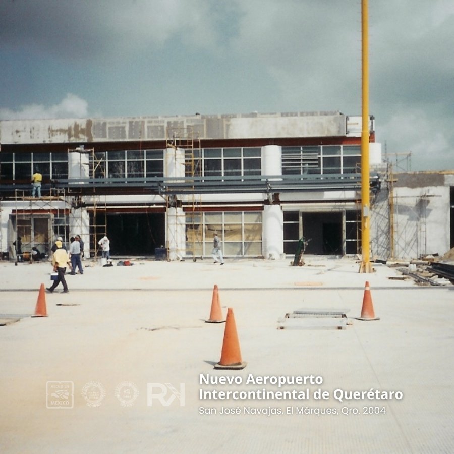 Nuevo Aeropuerto Intercontinental de Querétaro, San José Navajas, El Márques, Qro. 2004