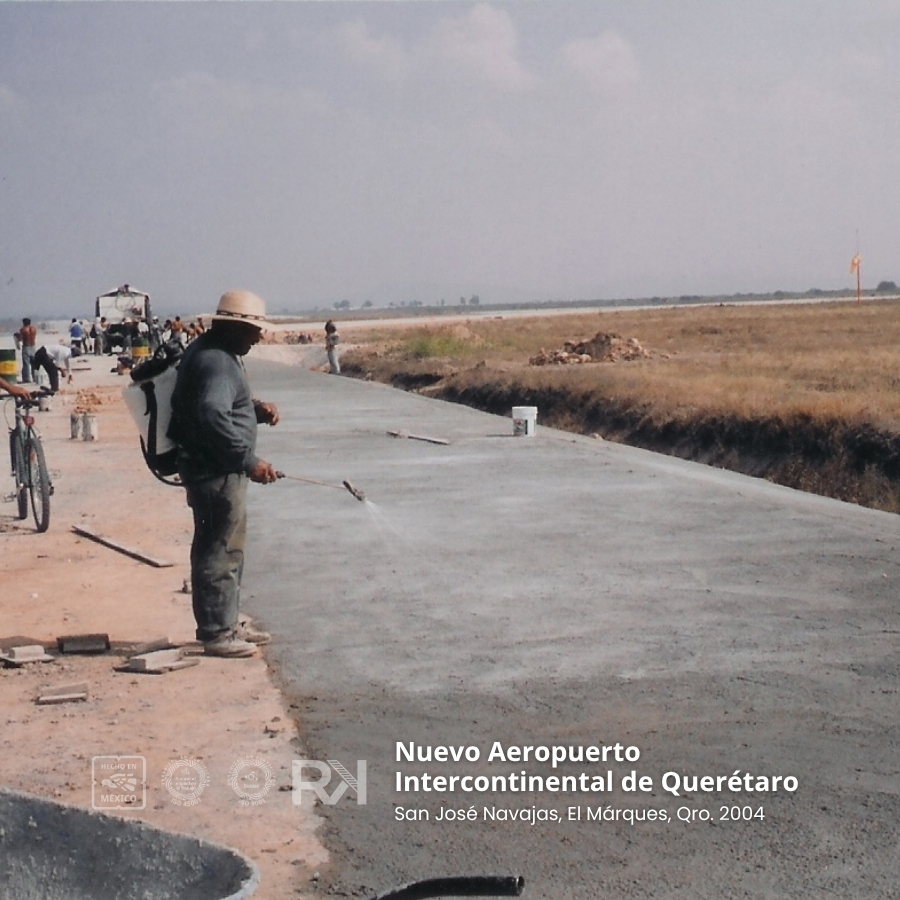 Nuevo Aeropuerto Intercontinental de Querétaro, San José Navajas, El Márques, Qro. 2004
